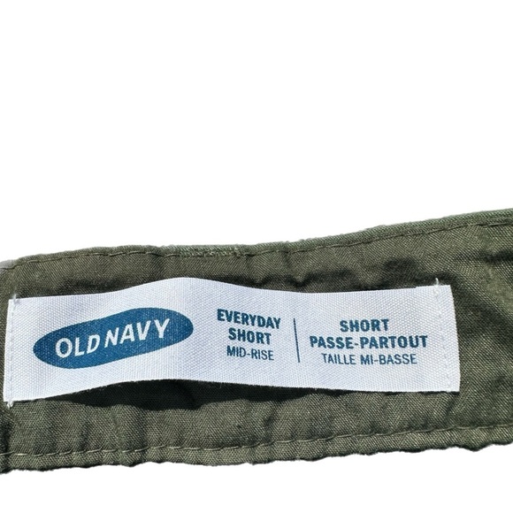 NWOT Old Navy Women’s Mid Rise Shorts Size  4 - Picture 4 of 5